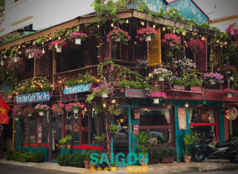 Bonjour Cafe The Art - 42 Thảo Điền 