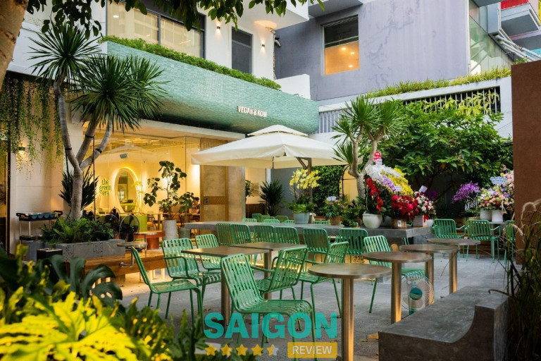 Amavi Kom & Vegan – 61 Quốc Hương