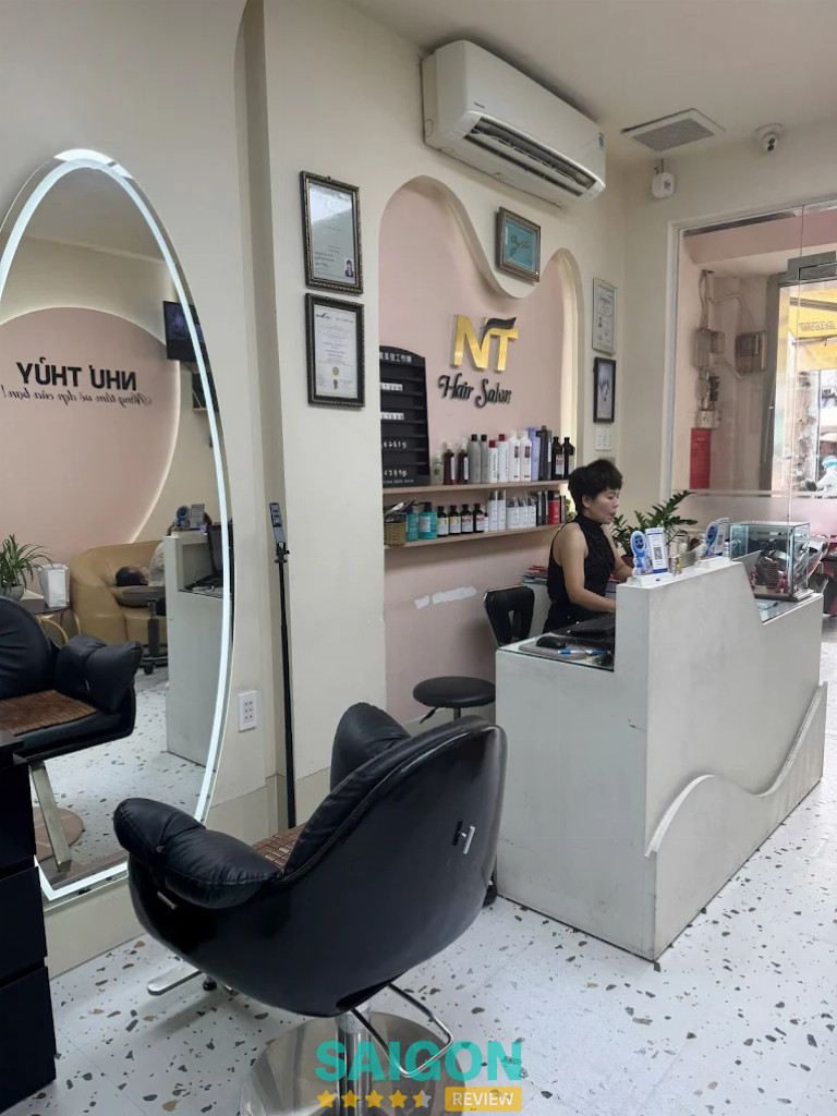 Salo cắt tóc Như Thuỷ ở Quận 8