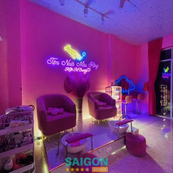Tiệm Nails Màu Hồng - 67 Nguyễn Thị Rư