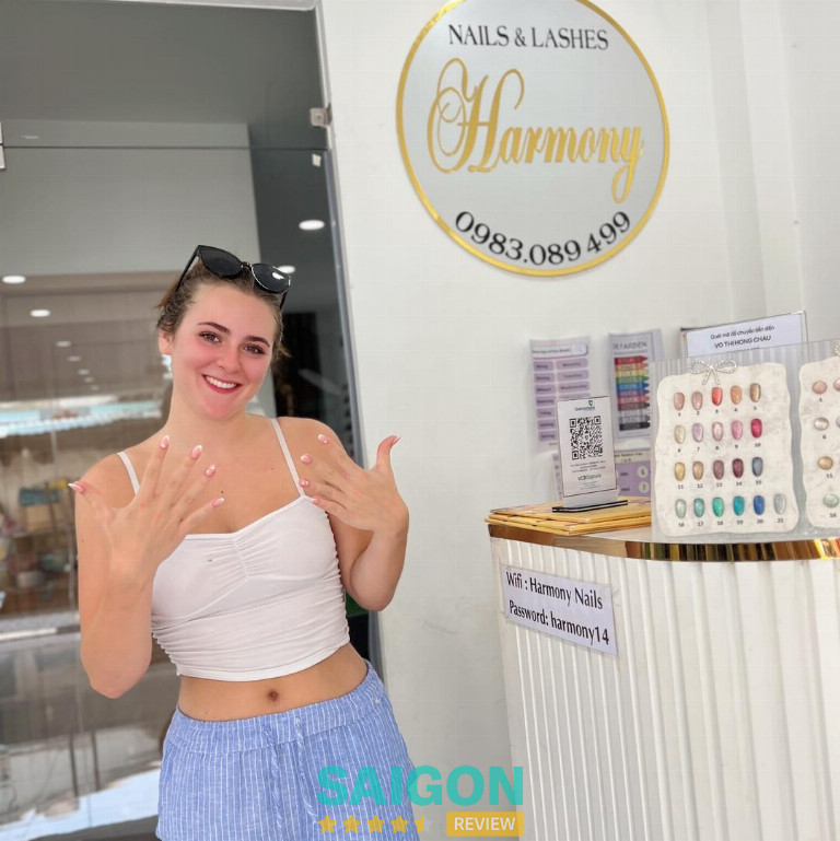 Harmony Nails & Beauty tiệm nail ở Thảo Điền