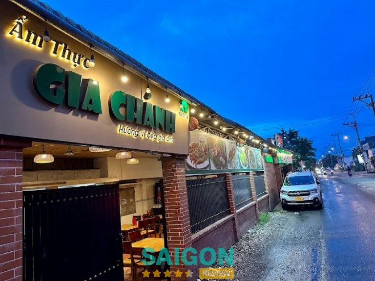 Gia Chánh Quán - 1 Trần Văn Chẩm
