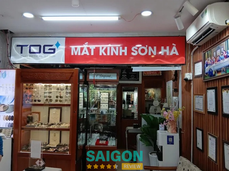 tiệm cắt kính cận ở TPHCM