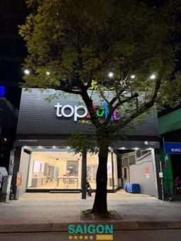 Cửa hàng bán Apple Watch ở TPHCM