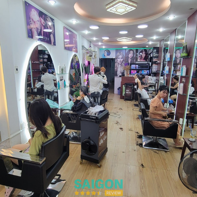 salon tóc May Luu lạc long quân quận 11