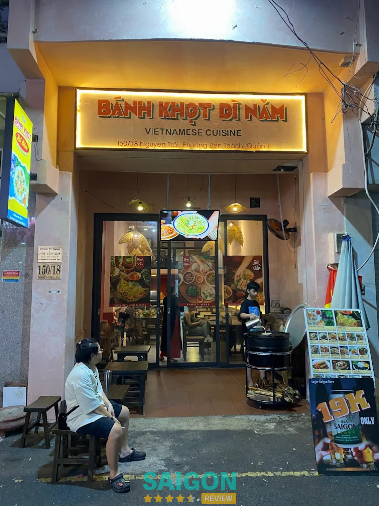 Quán bánh khọt ngon tại TPHCM - Bánh khọt Dì Năm Quận 1