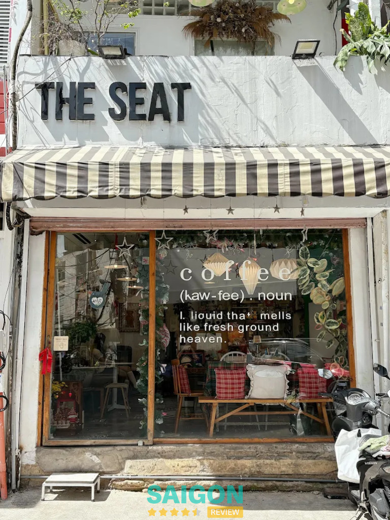 The Seat Cafe Lê Văn Sỹ.