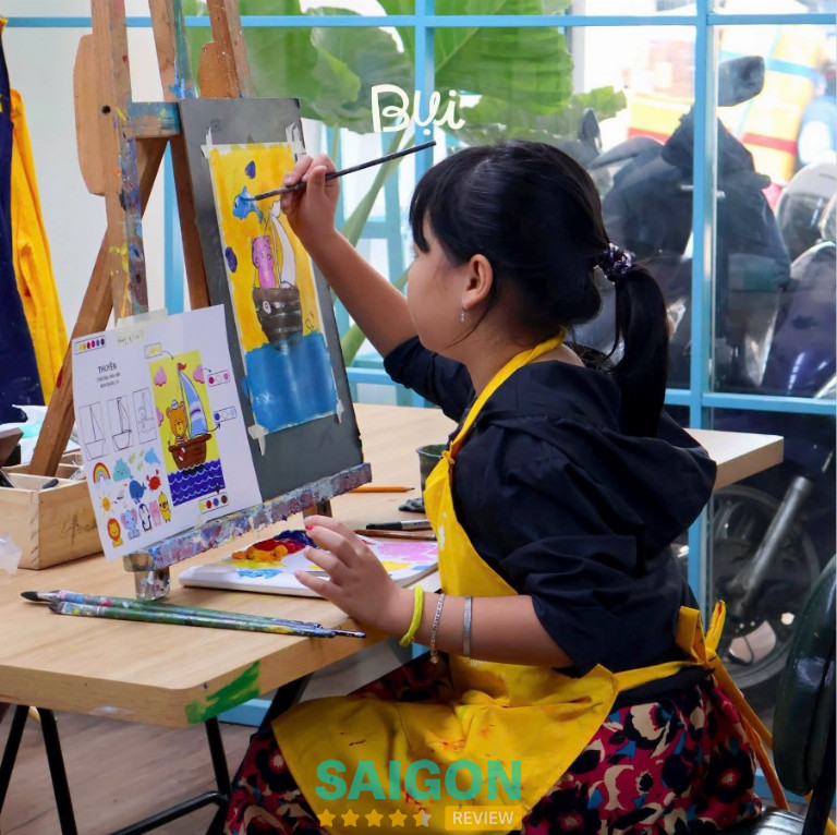 lớp dạy vẽ Mỹ Thuật Bụi
