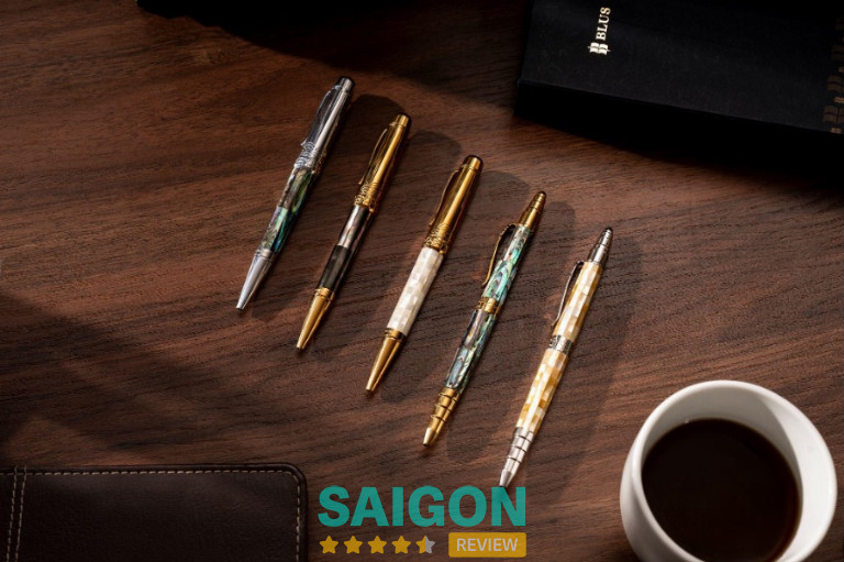 Bút ký và Bật lửa sẽ là những món quà tặng ấn tượng